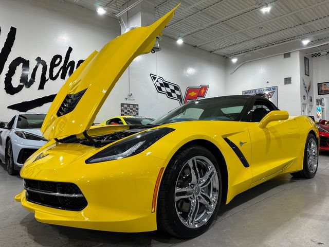 Used 2016 Chevrolet Corvette Stingray Convertible w/ 3LT Preferred Equipment Group RWD image 5
