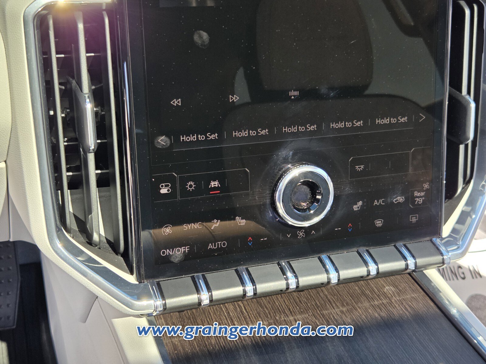 Used 2024 GMC Acadia Denali w/ Super Cruise Package image 22