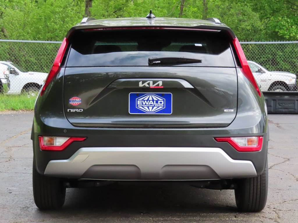 New 2026 Kia Niro EX FWD image 17