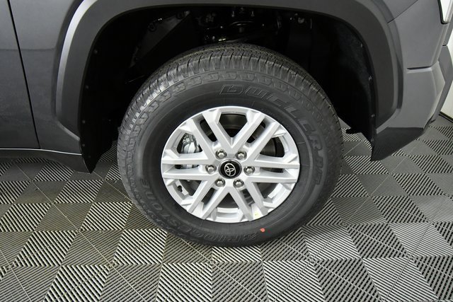 New 2026 Toyota Tundra SR5 image 18