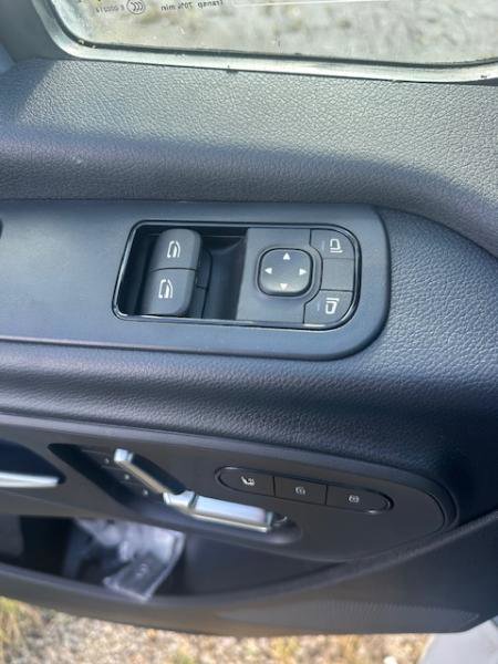 Used 2025 Mercedes-Benz Sprinter 3500 image 24