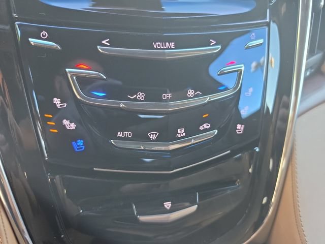 Used 2017 Cadillac Escalade Platinum AWD/4WD image 17