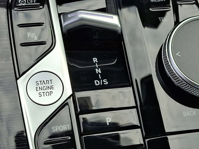 New 2026 BMW X7 xDrive40i w/ M Sport Package image 11