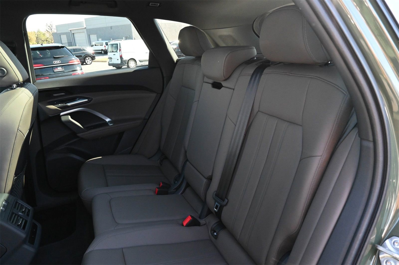 Used 2025 Audi Q5 Premium Plus w/ Premium Plus image 17