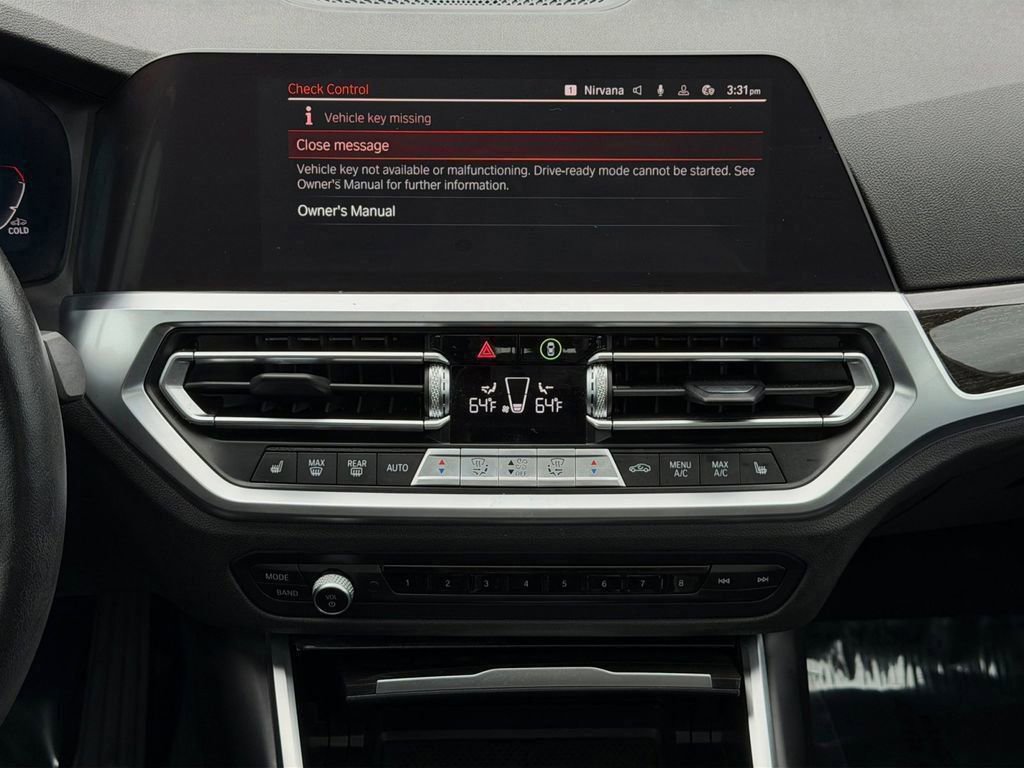 Used 2022 BMW 330i xDrive Sedan w/ Premium Package image 12