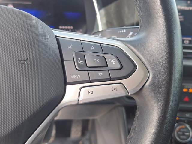 Used 2024 Volkswagen Jetta SE FWD image 20