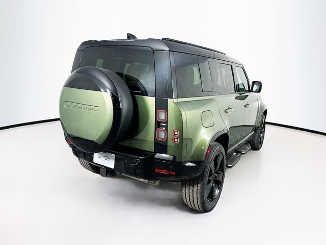 New 2026 Land Rover Defender 110 X-Dynamic SE image 5