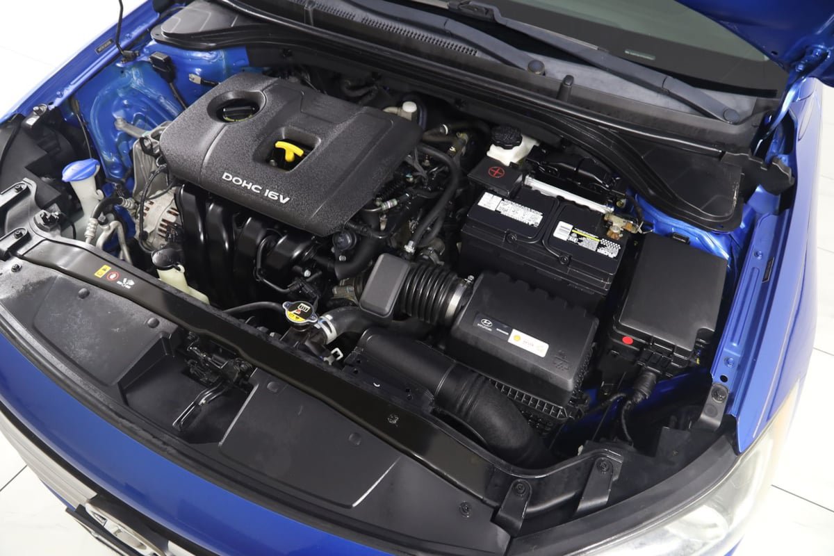 Used 2018 Hyundai Elantra SE FWD image 14