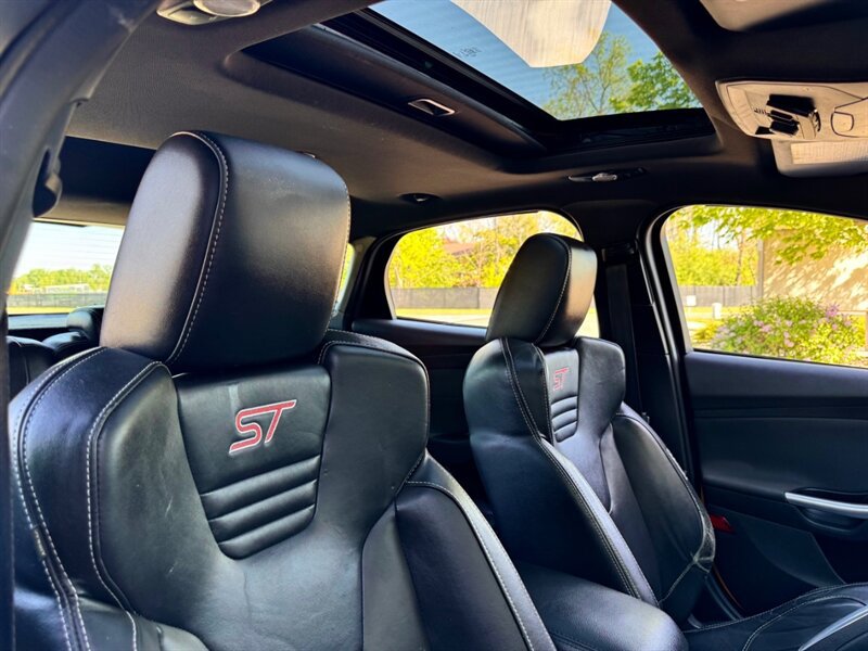 Used 2013 Ford Focus ST FWD image 20