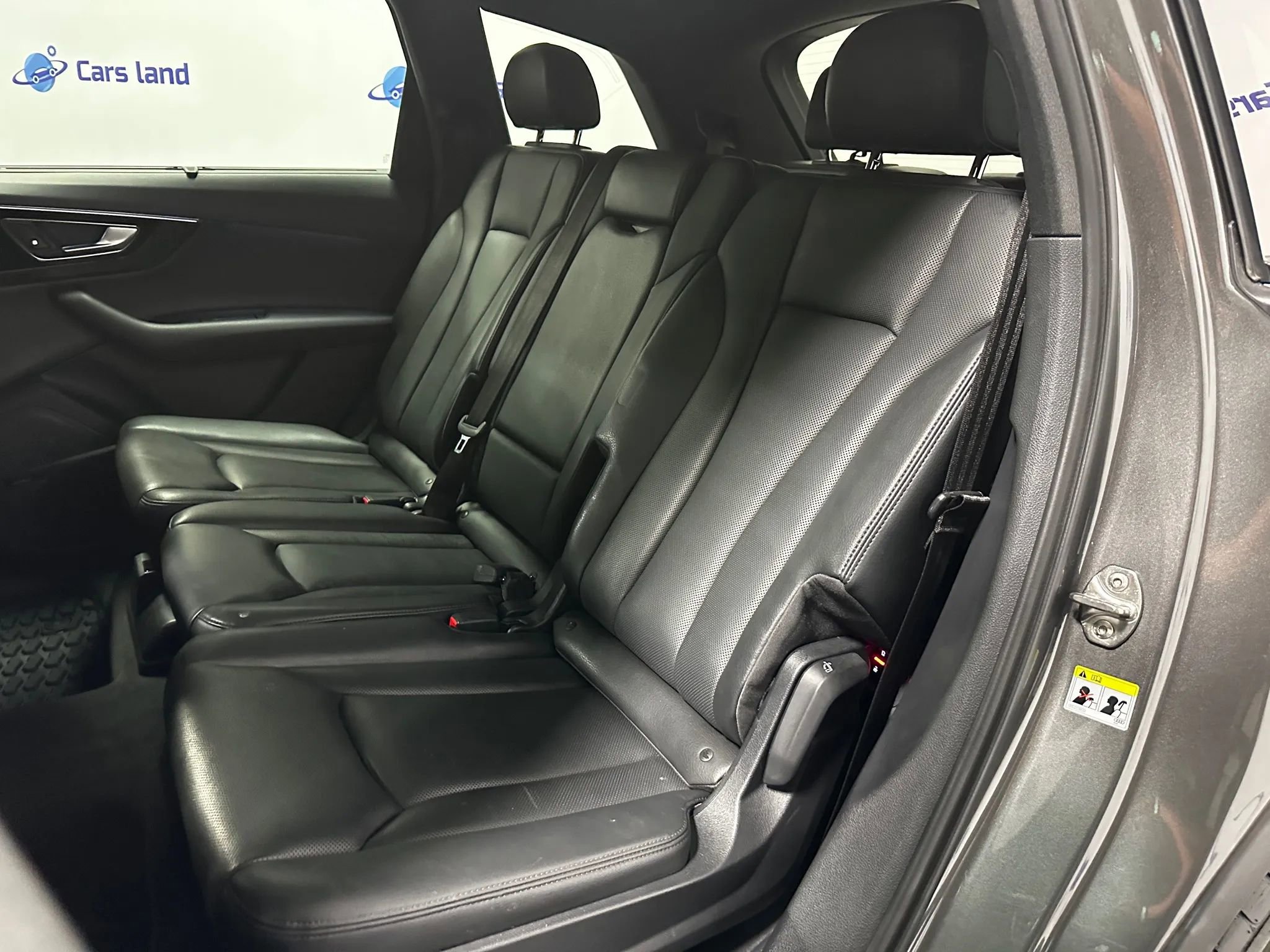 Used 2019 Audi Q7 3.0T Premium Plus w/ Premium Plus Package image 19