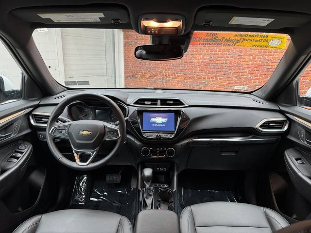 Used 2023 Chevrolet TrailBlazer ACTIV w/ Convenience Package image 12
