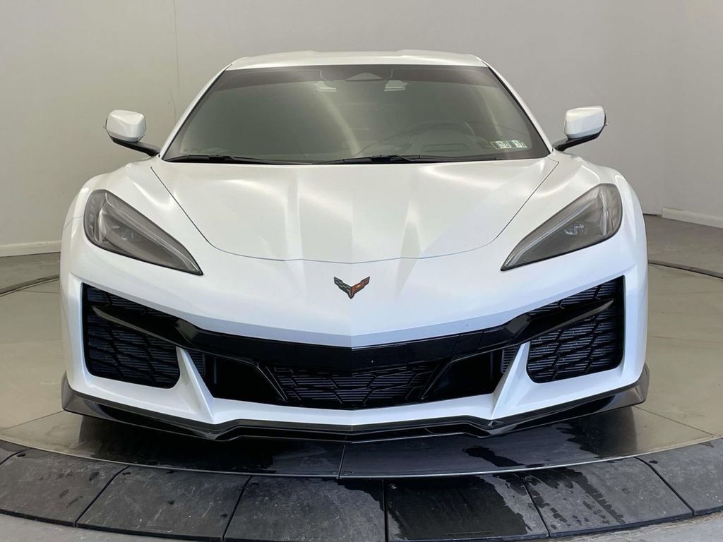 Used 2025 Chevrolet Corvette Z06 image 10