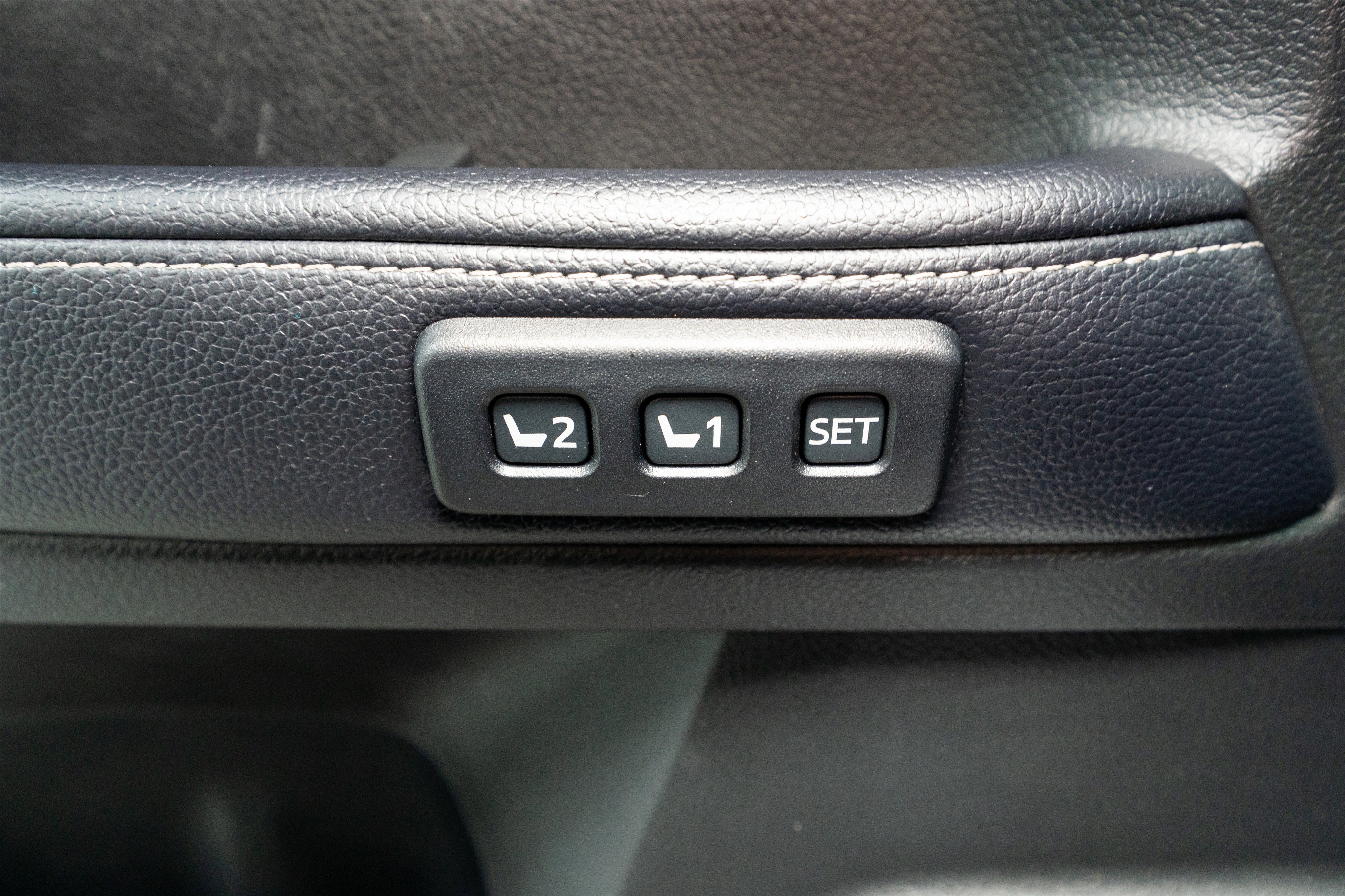 Used 2018 Toyota 4Runner Limited image 14