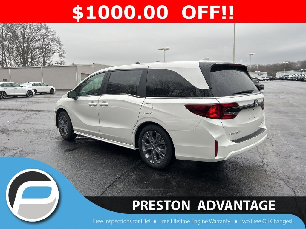 New 2026 Honda Odyssey Touring image 5