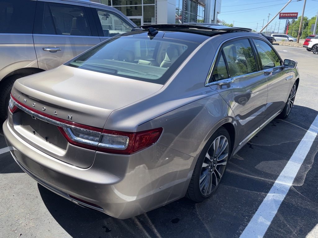 Used 2020 Lincoln Continental Reserve w/ Luxury Package AWD/4WD image 2