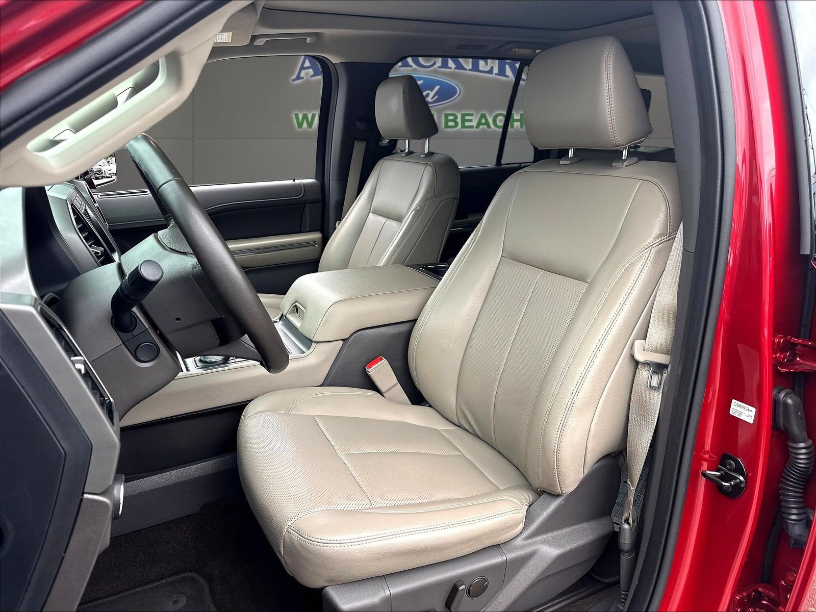 Certified 2021 Ford Expedition XLT RWD image 24