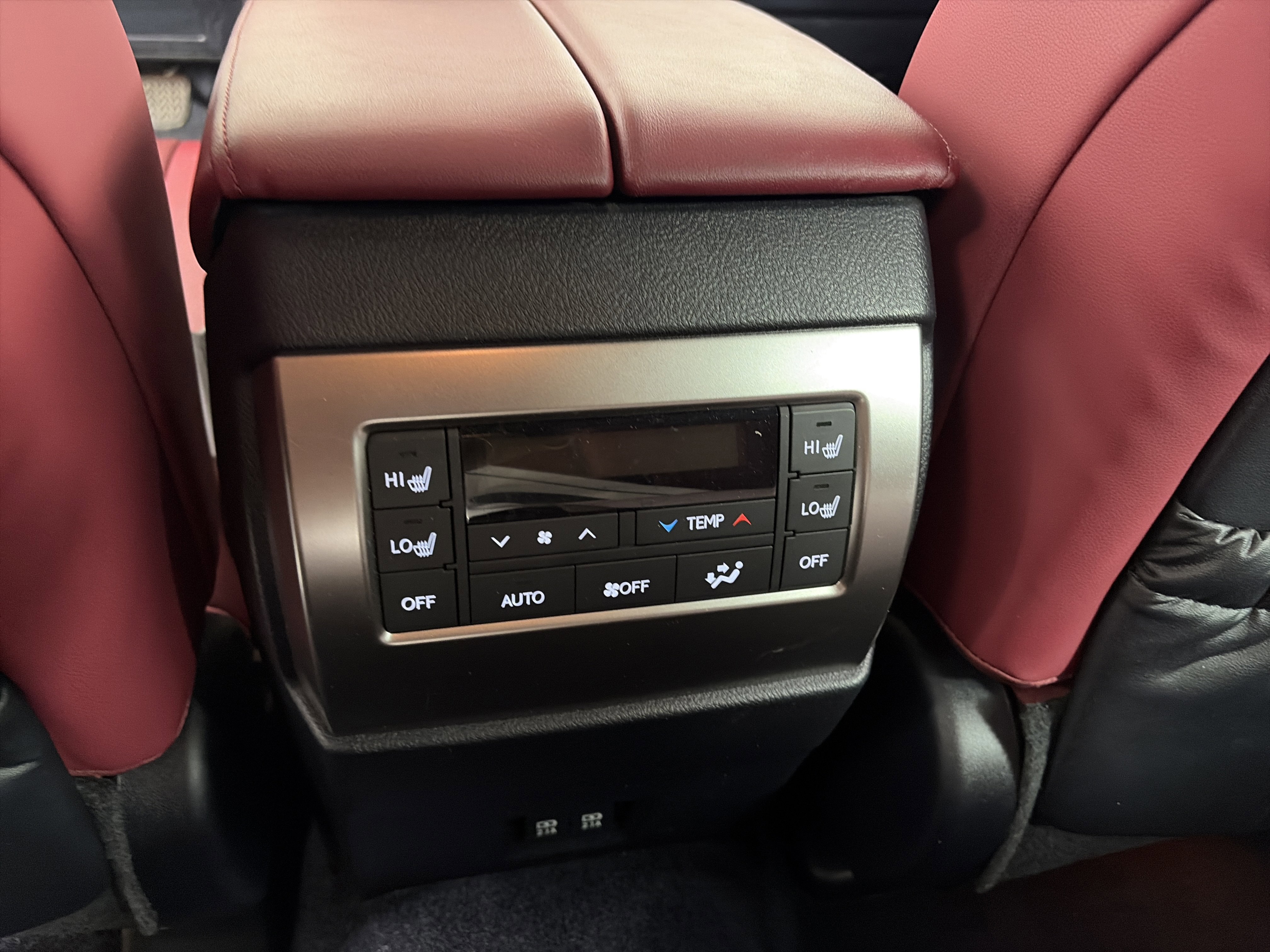 Used 2022 Lexus GX 460 Premium w/ Premium Plus Package image 17