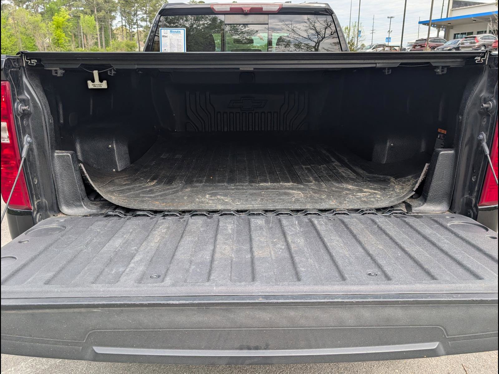 Used 2020 Chevrolet Silverado 1500 LT w/ All-Star Edition image 20