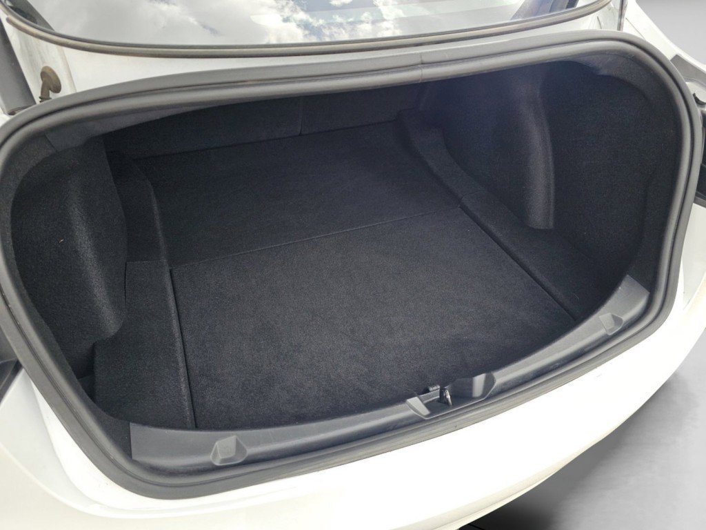 Used 2023 Tesla Model 3 Standard Range image 25