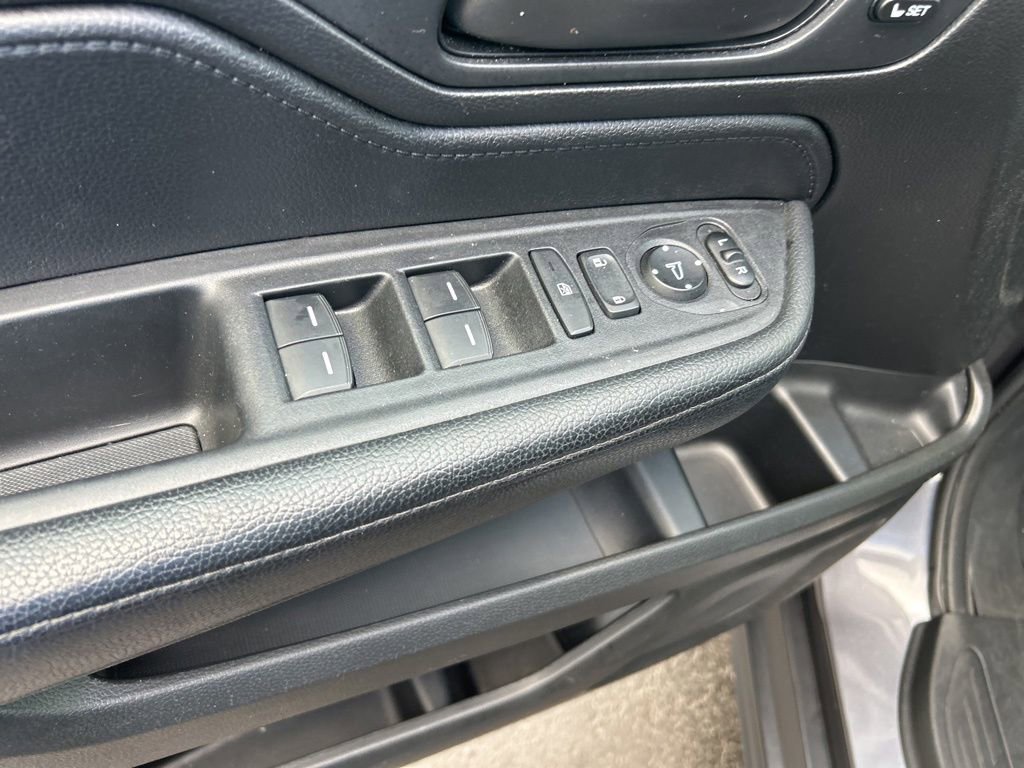 Used 2024 Honda Odyssey EX-L image 36