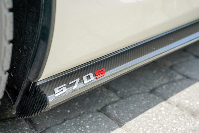 Used 2017 McLaren 570S Coupe RWD image 48