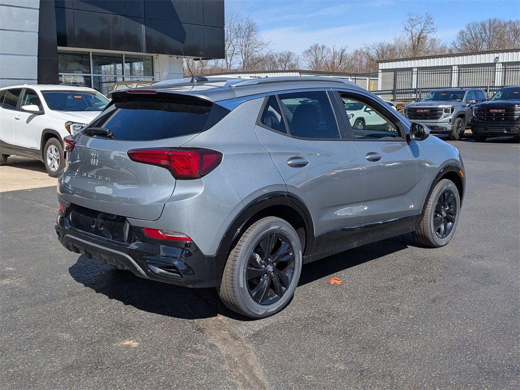 New 2025 Buick Encore GX Sport Touring image 5