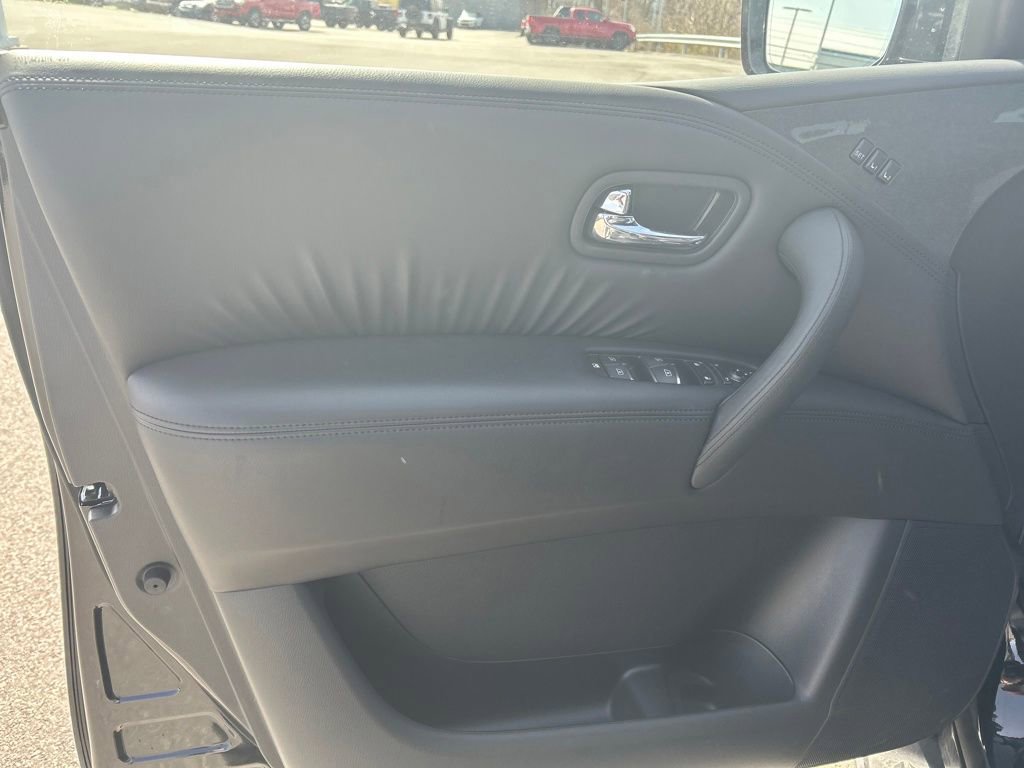 Used 2023 Nissan Armada SL w/ Midnight Edition Package image 20