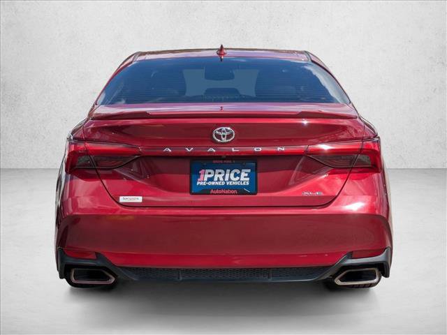 Used 2019 Toyota Avalon XLE FWD image 7