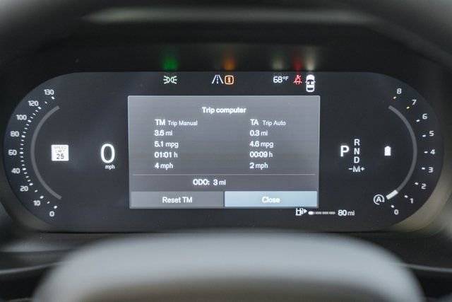 New 2026 Volvo XC40 B5 Ultra w/ Protection Package Premier image 43