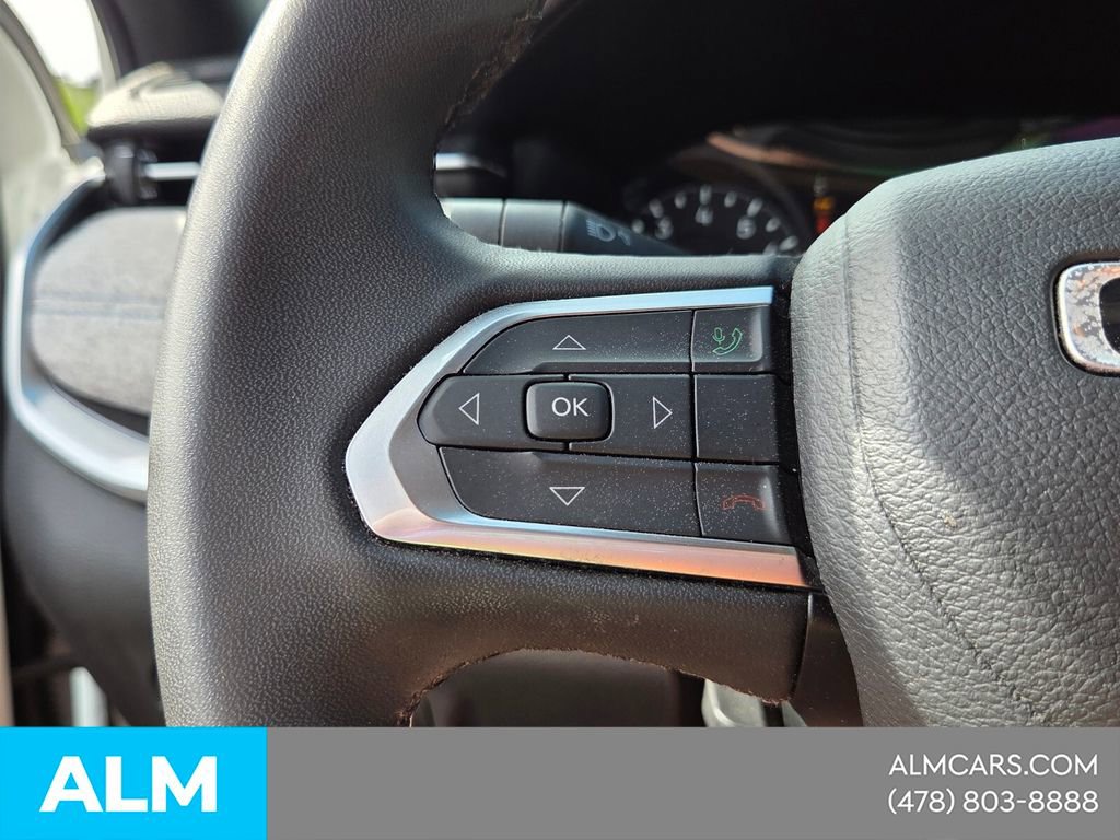 Used 2024 Jeep Compass Latitude image 24