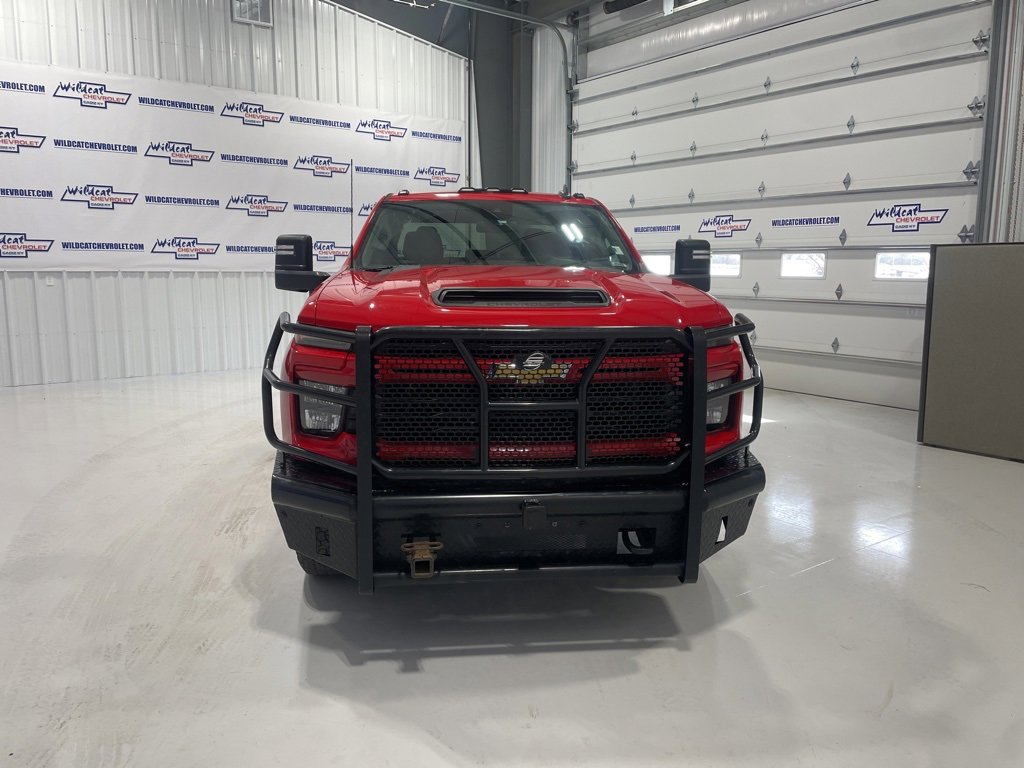 Used 2025 Chevrolet Silverado 2500 Custom w/ Custom Convenience Package image 9