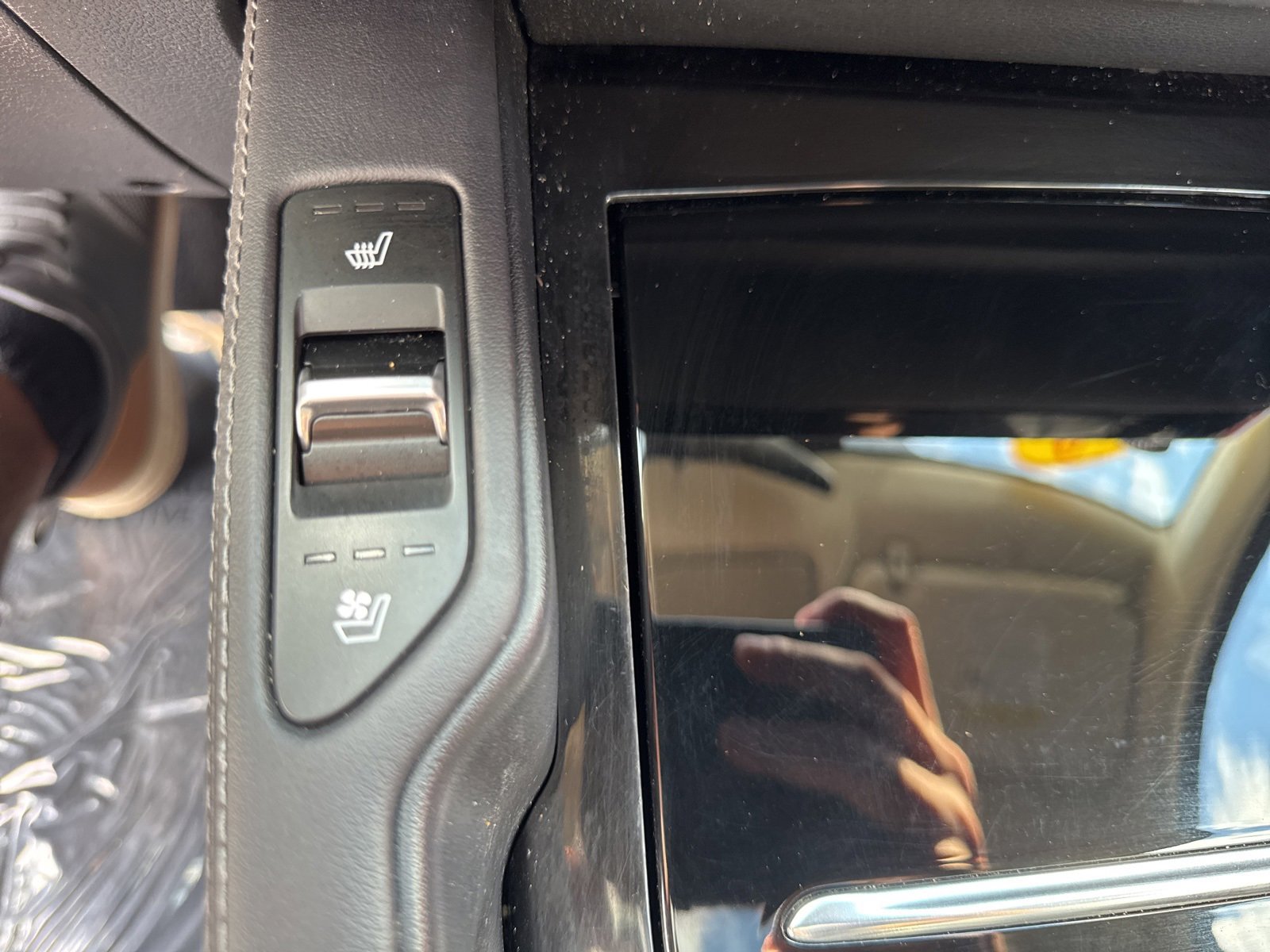 Used 2020 Kia Telluride EX w/ Towing Package image 22