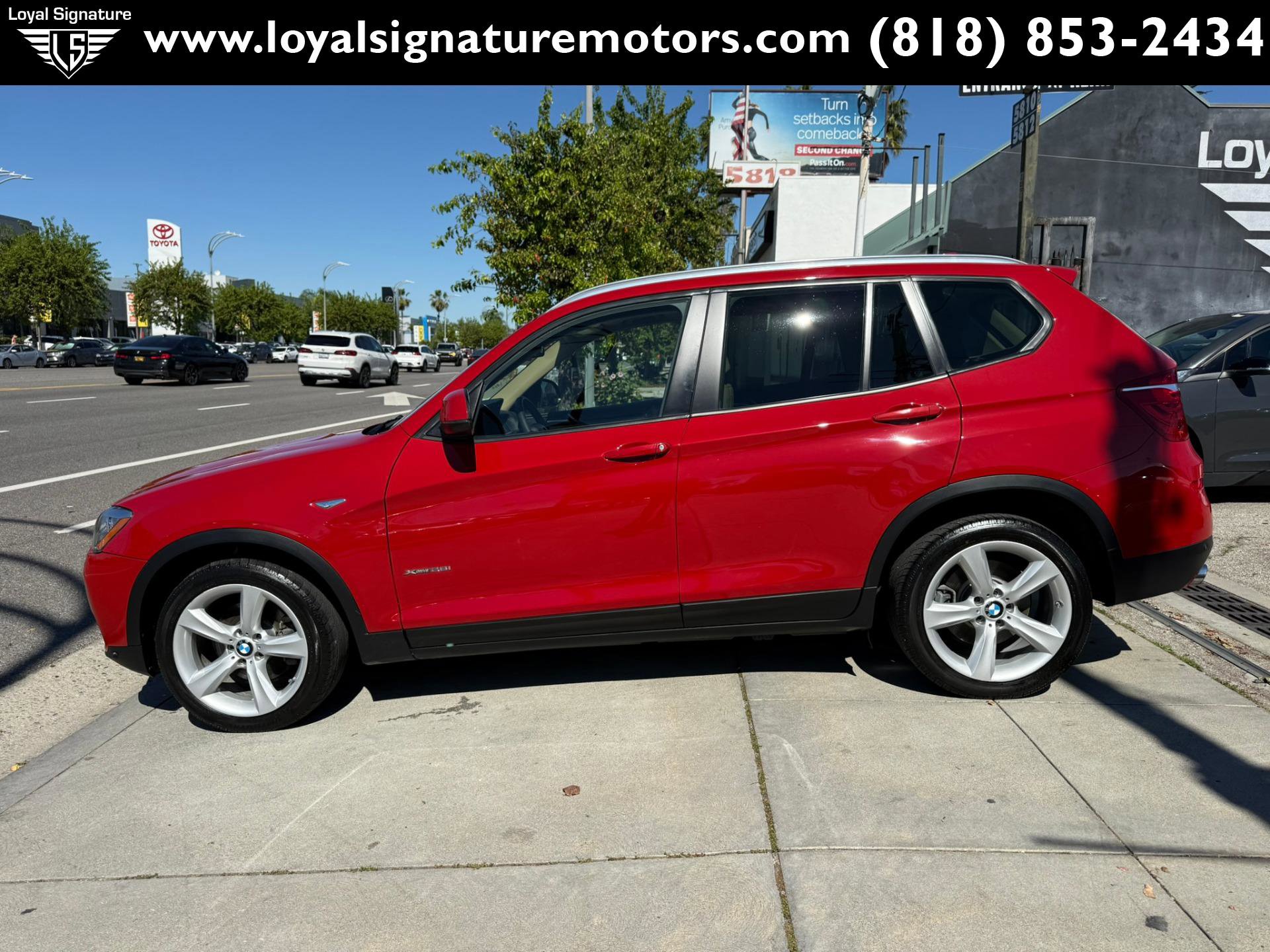 Used 2017 BMW X3 xDrive28i image 4