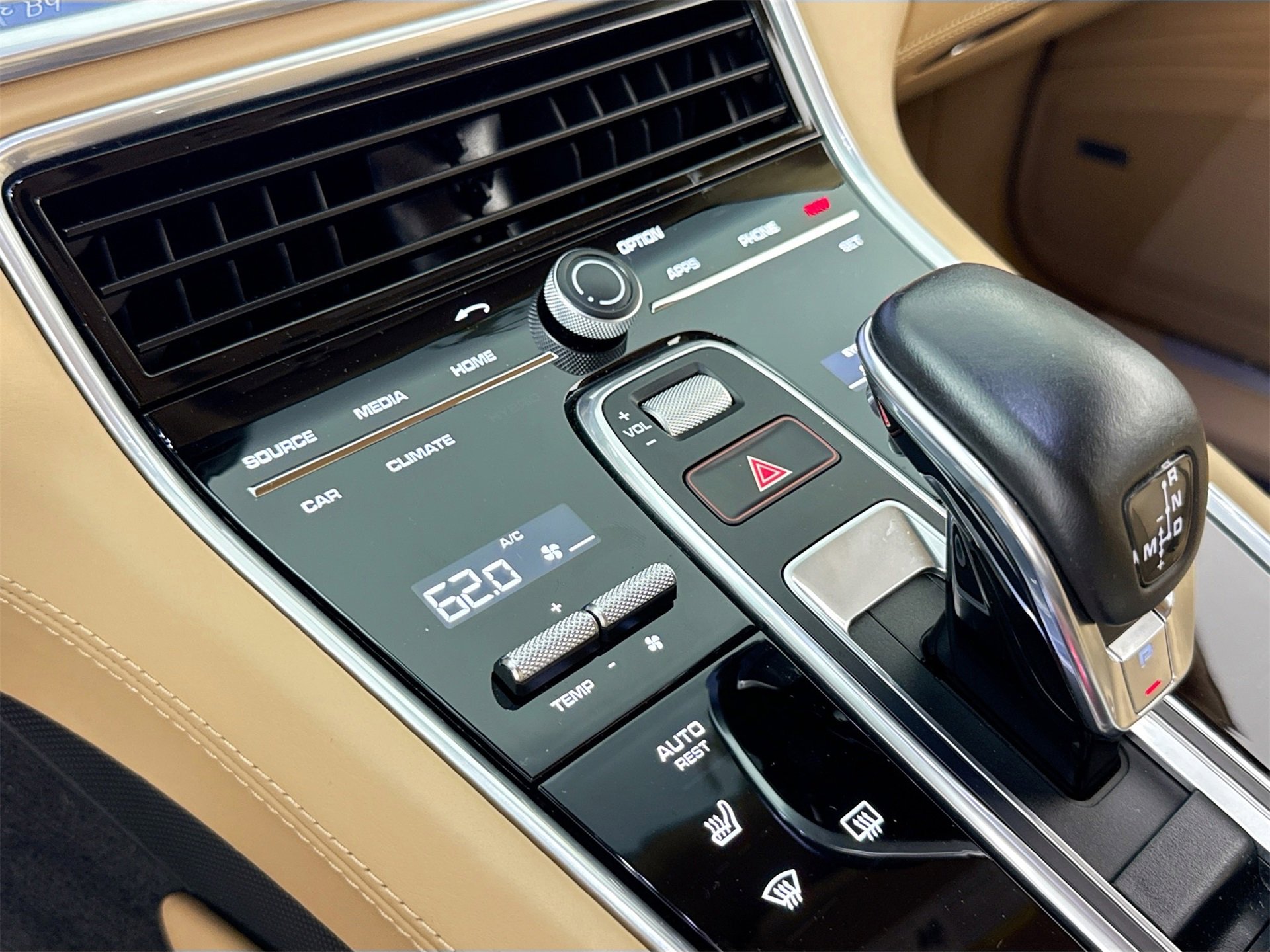 Used 2019 Porsche Panamera Turbo Sport Turismo image 12