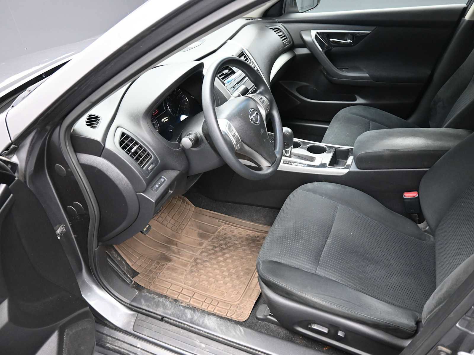 Used 2014 Nissan Altima 2.5 S image 7