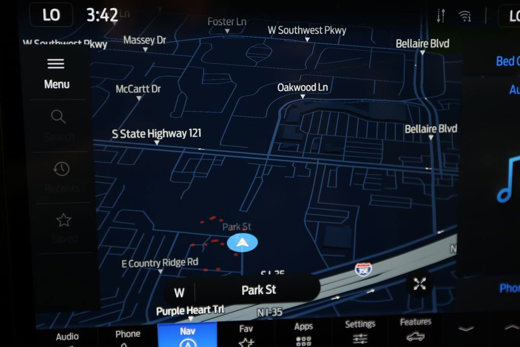 Used 2025 Ford F450 Platinum w/ FX4 Off-Road Package image 28