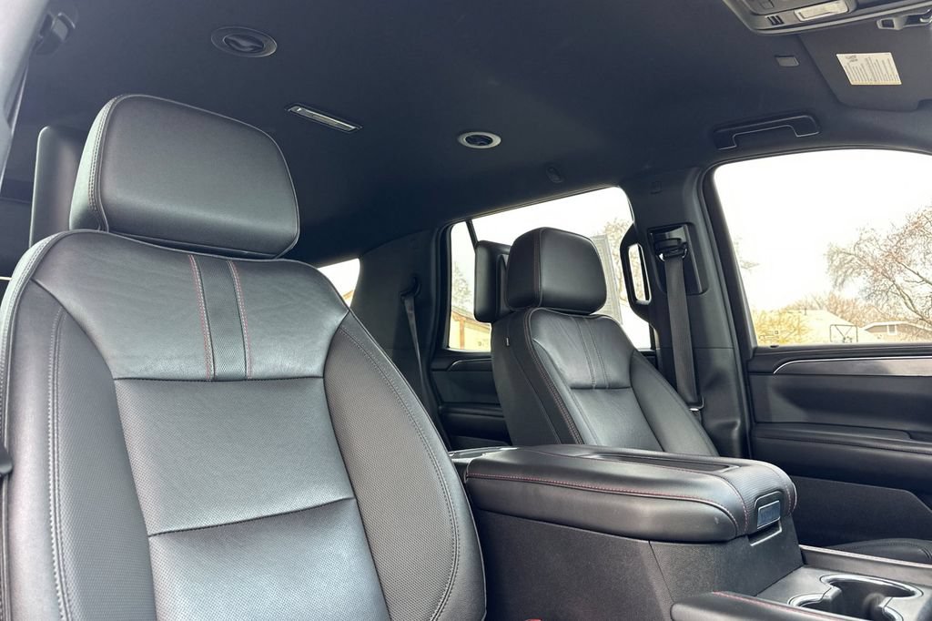 Used 2023 Chevrolet Tahoe RST AWD/4WD image 19