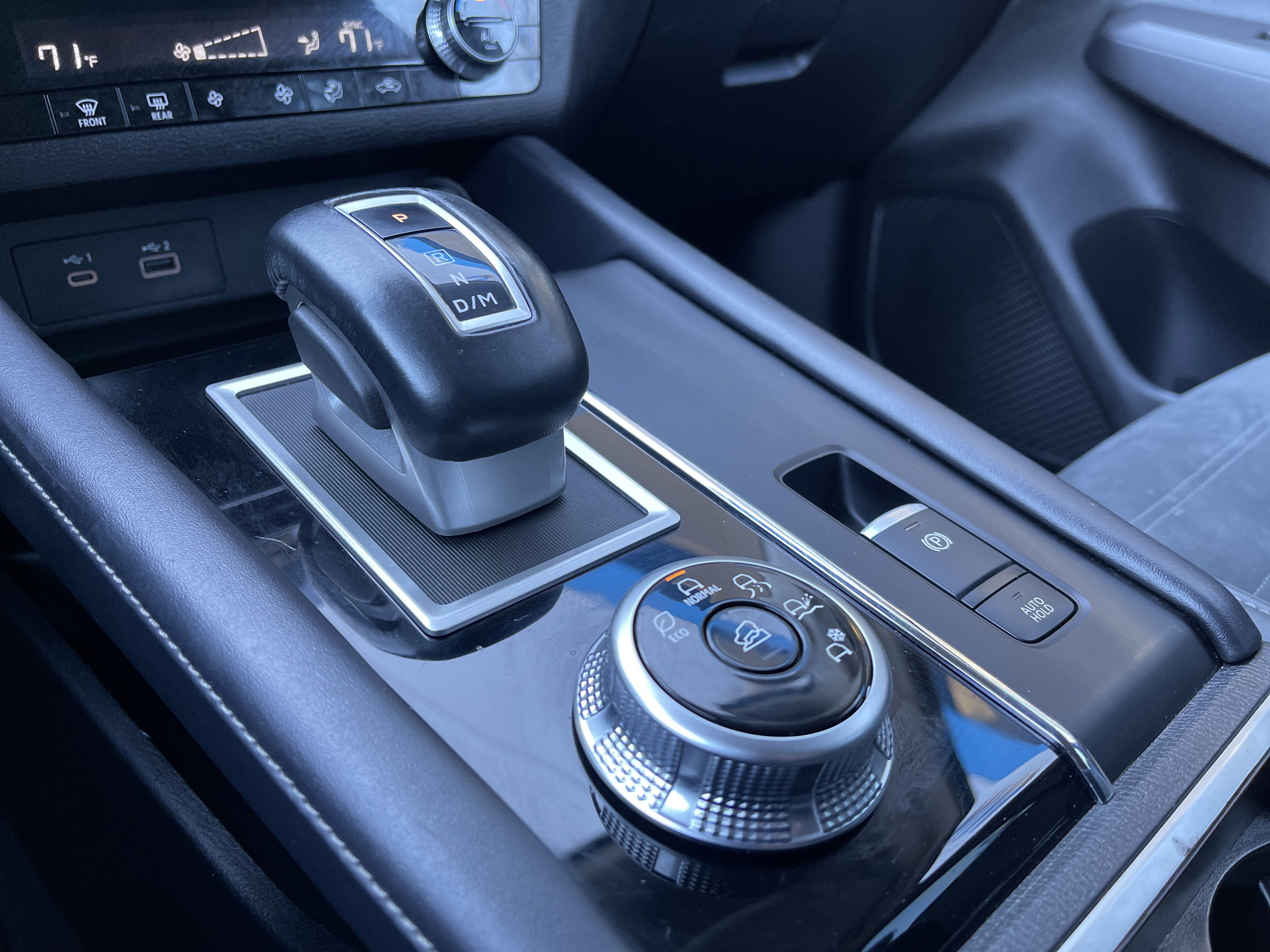 Used 2023 Mitsubishi Outlander SE Black Edition image 31