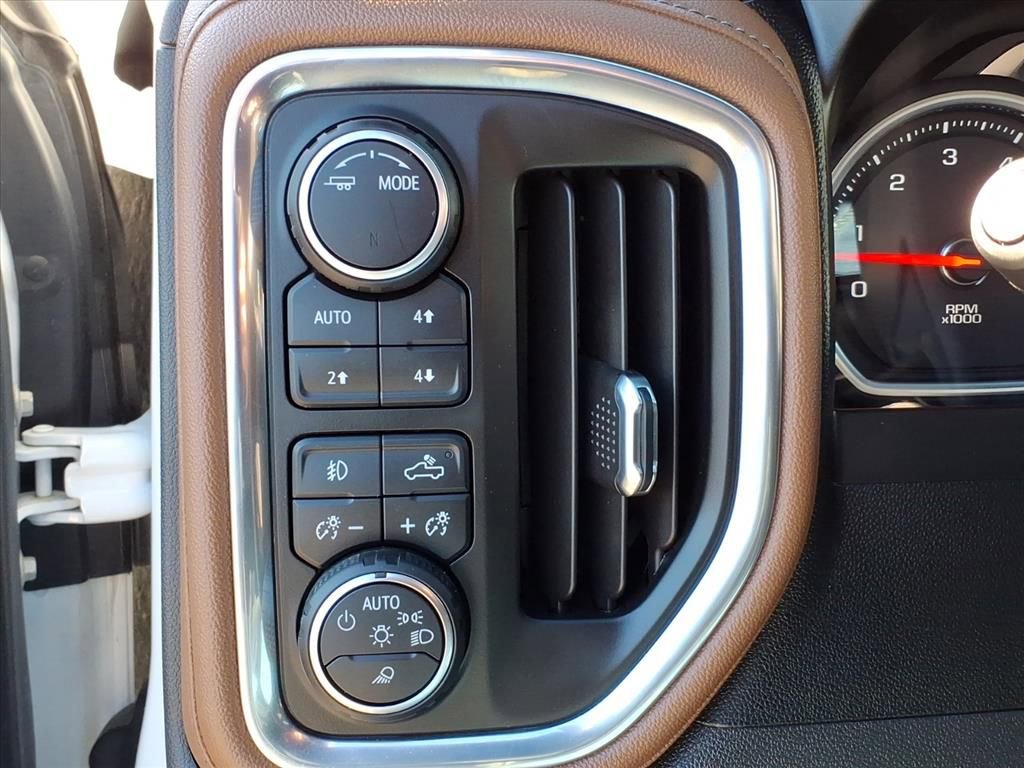 Certified 2021 Chevrolet Silverado 1500 High Country image 18