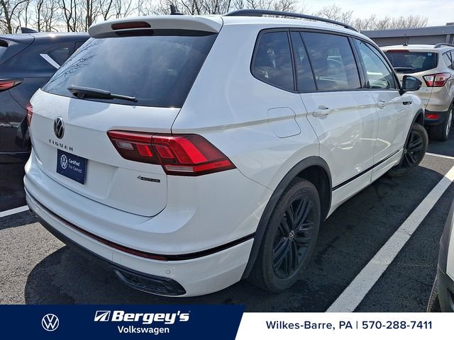 Certified 2022 Volkswagen Tiguan SE R-Line AWD/4WD image 5