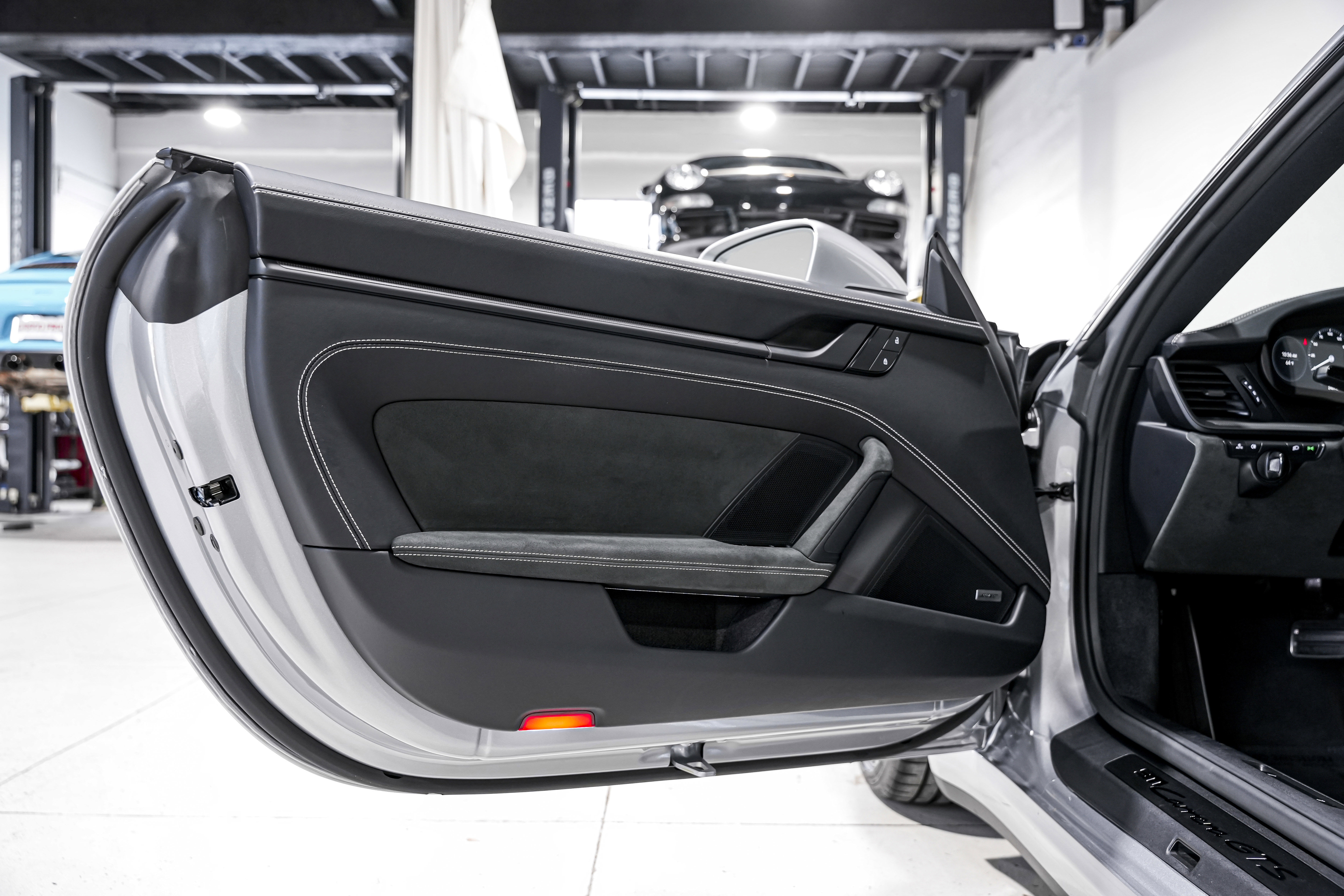 Used 2022 Porsche 911 Carrera GTS image 27