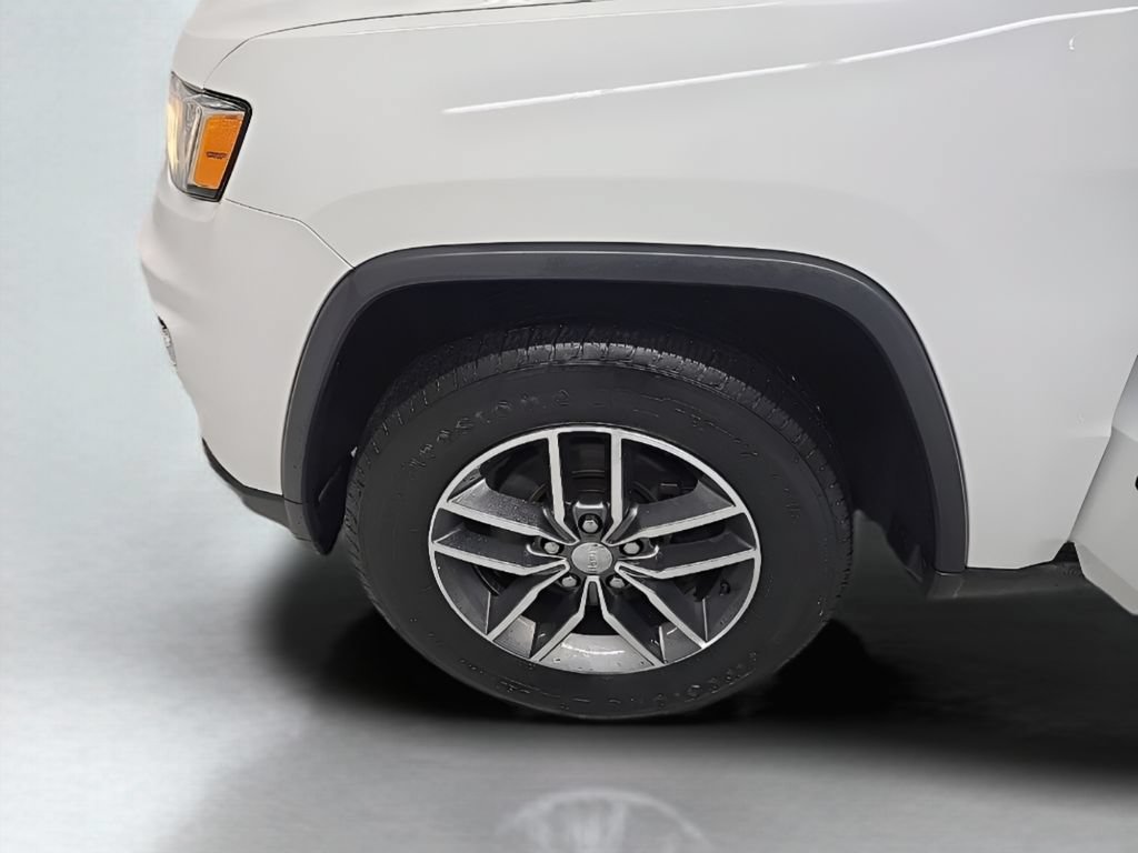 Used 2018 Jeep Grand Cherokee Limited w/ Trailer Tow Group IV AWD/4WD image 36