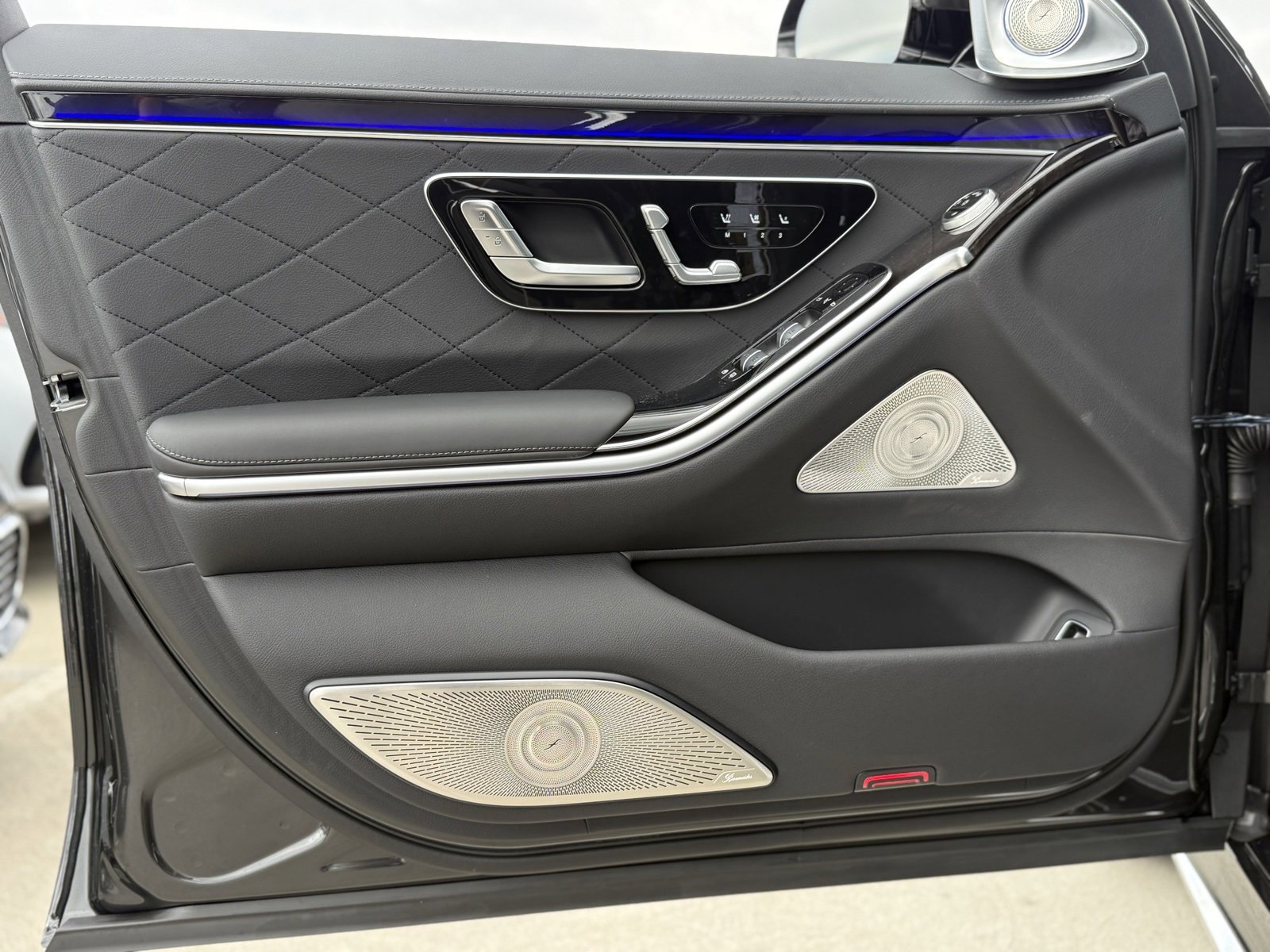New 2026 Mercedes-Benz S 580 4MATIC Sedan image 16
