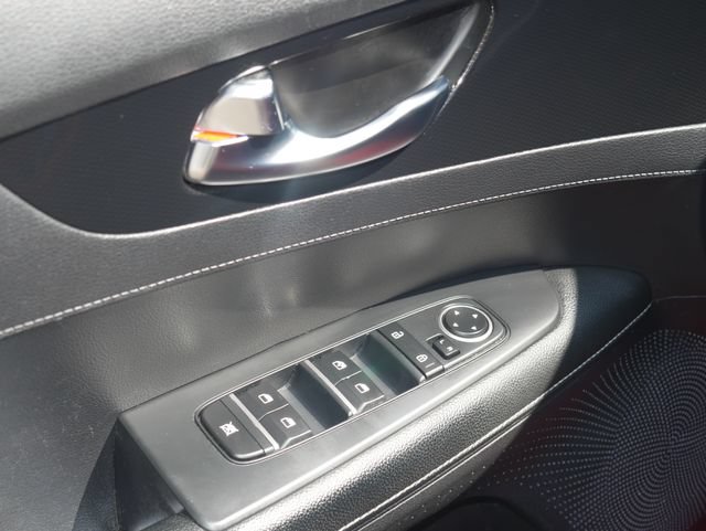 Used 2021 Kia Forte GT-Line FWD image 12