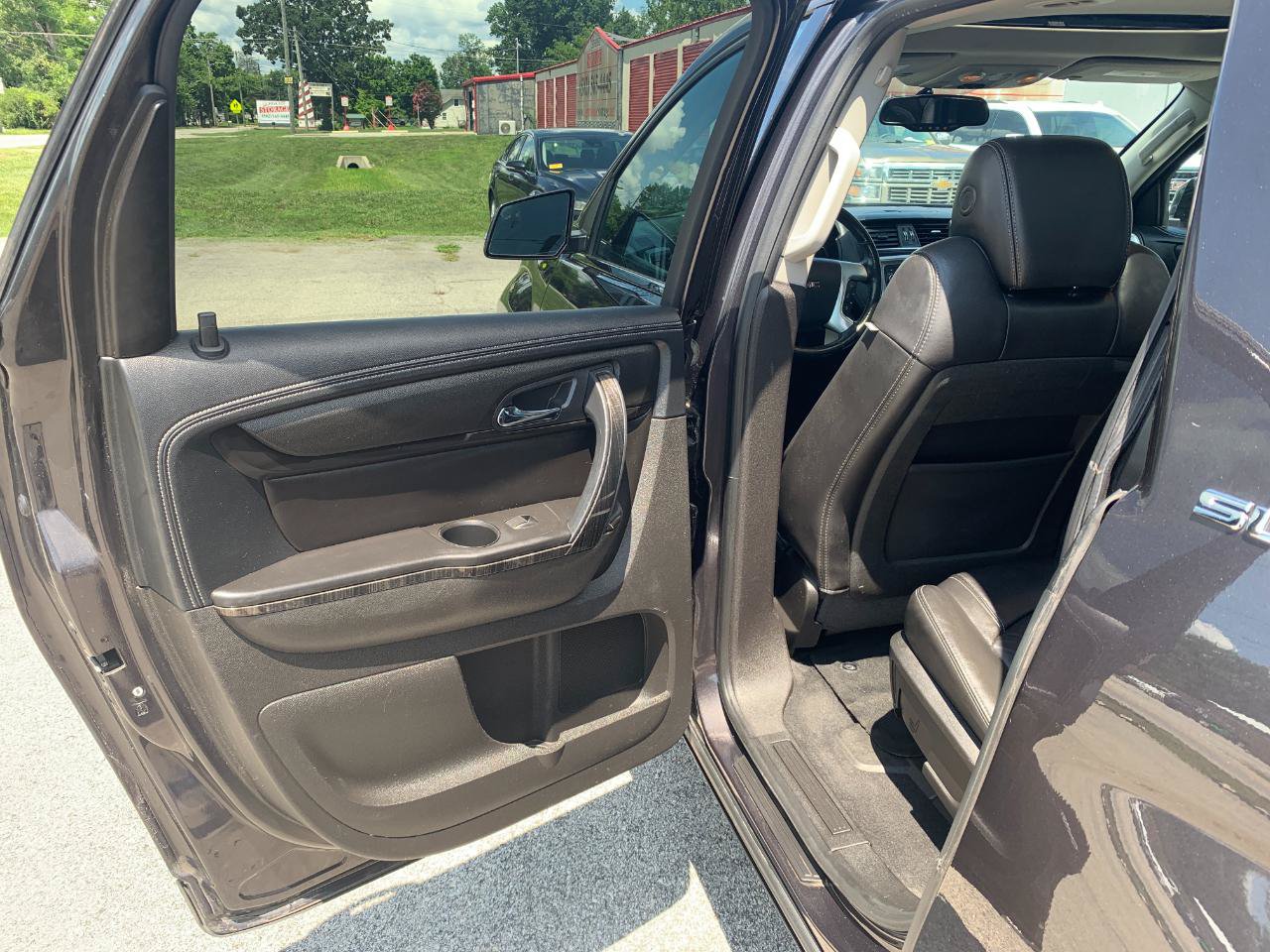 Used 2013 GMC Acadia SLT FWD image 26