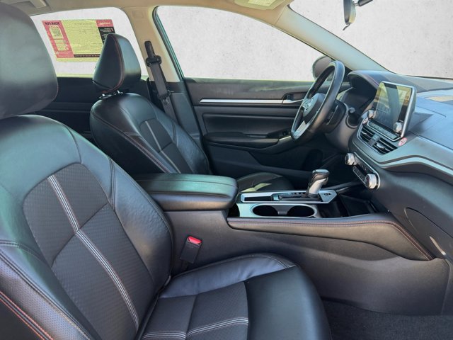 Used 2025 Nissan Altima 2.5 SR FWD image 22