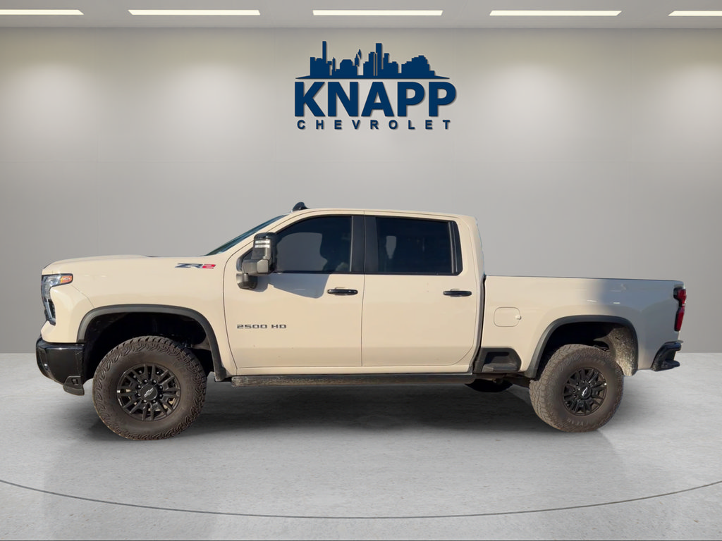 Used 2026 Chevrolet Silverado 2500 ZR2 AWD/4WD image 2