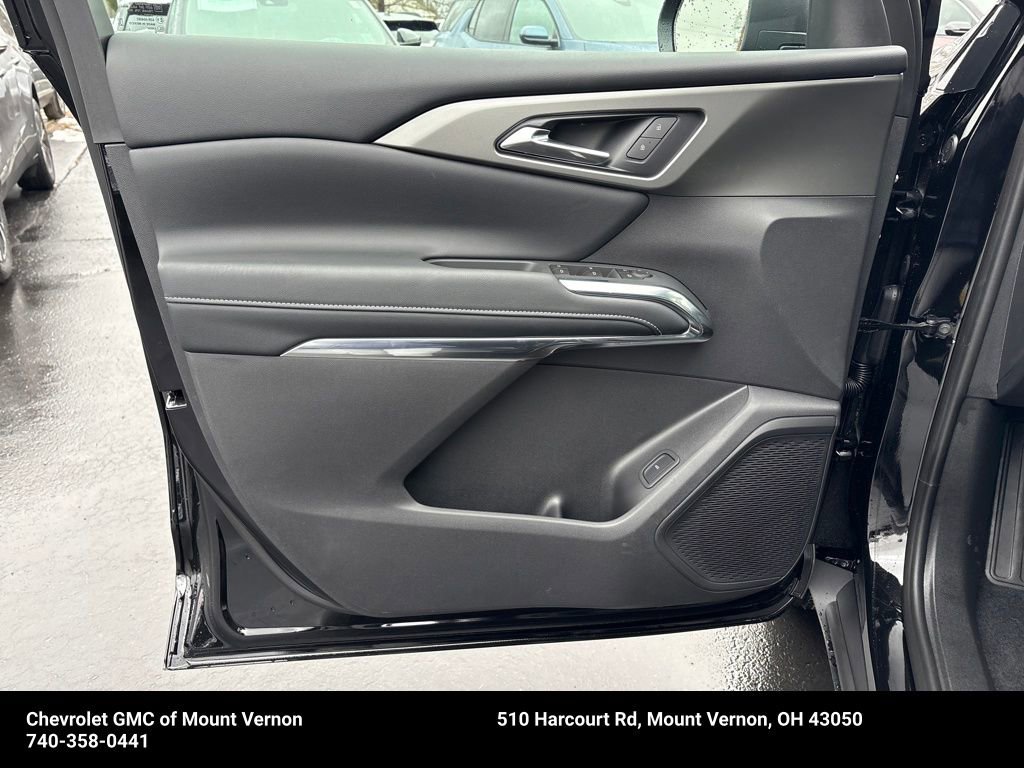 New 2026 Chevrolet Traverse LT w/ Driver Confidence Package image 11