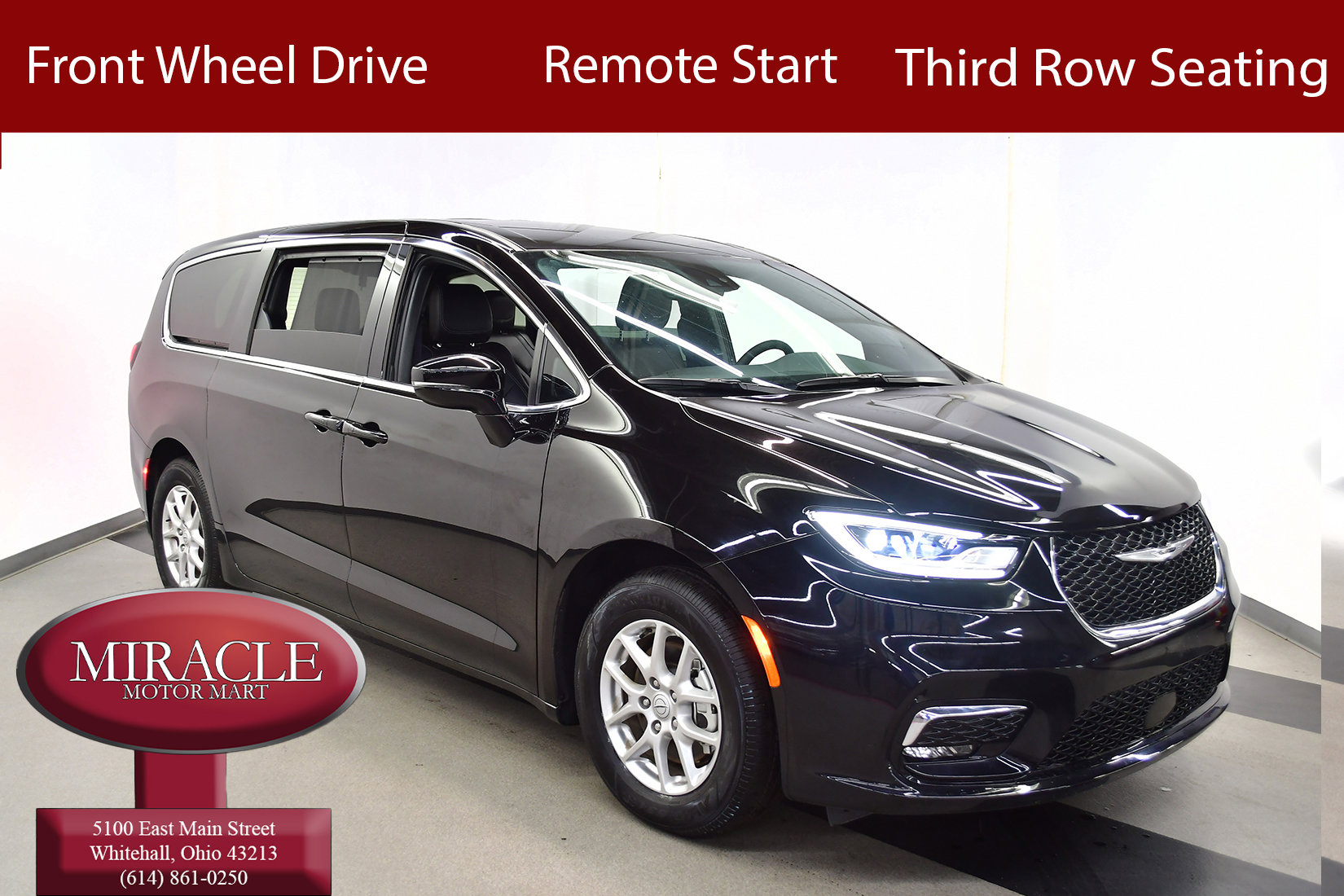 Used 2025 Chrysler Pacifica Select FWD image 1