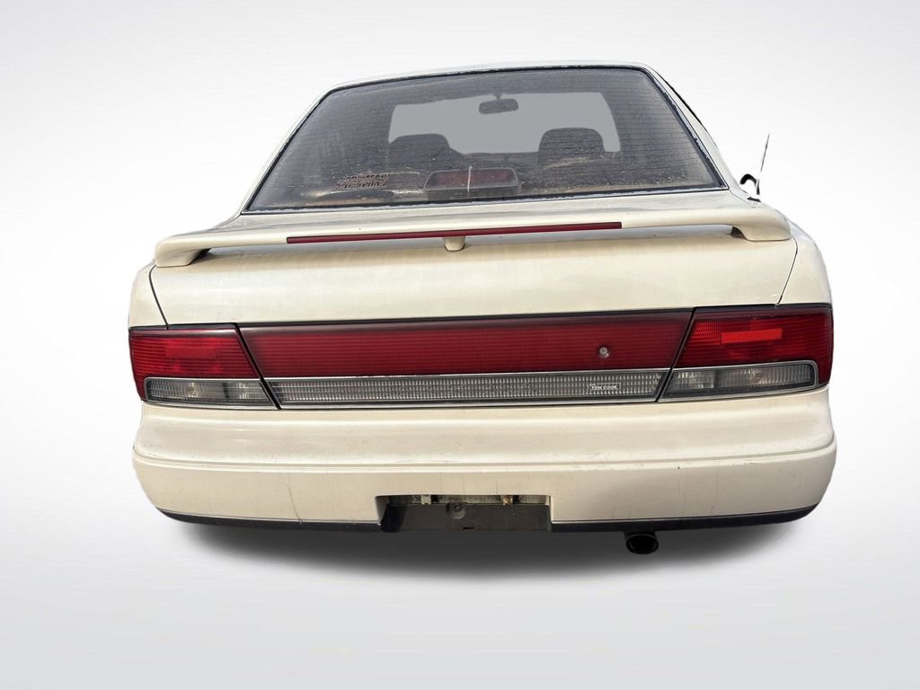 Used 1993 Nissan Maxima GXE image 3